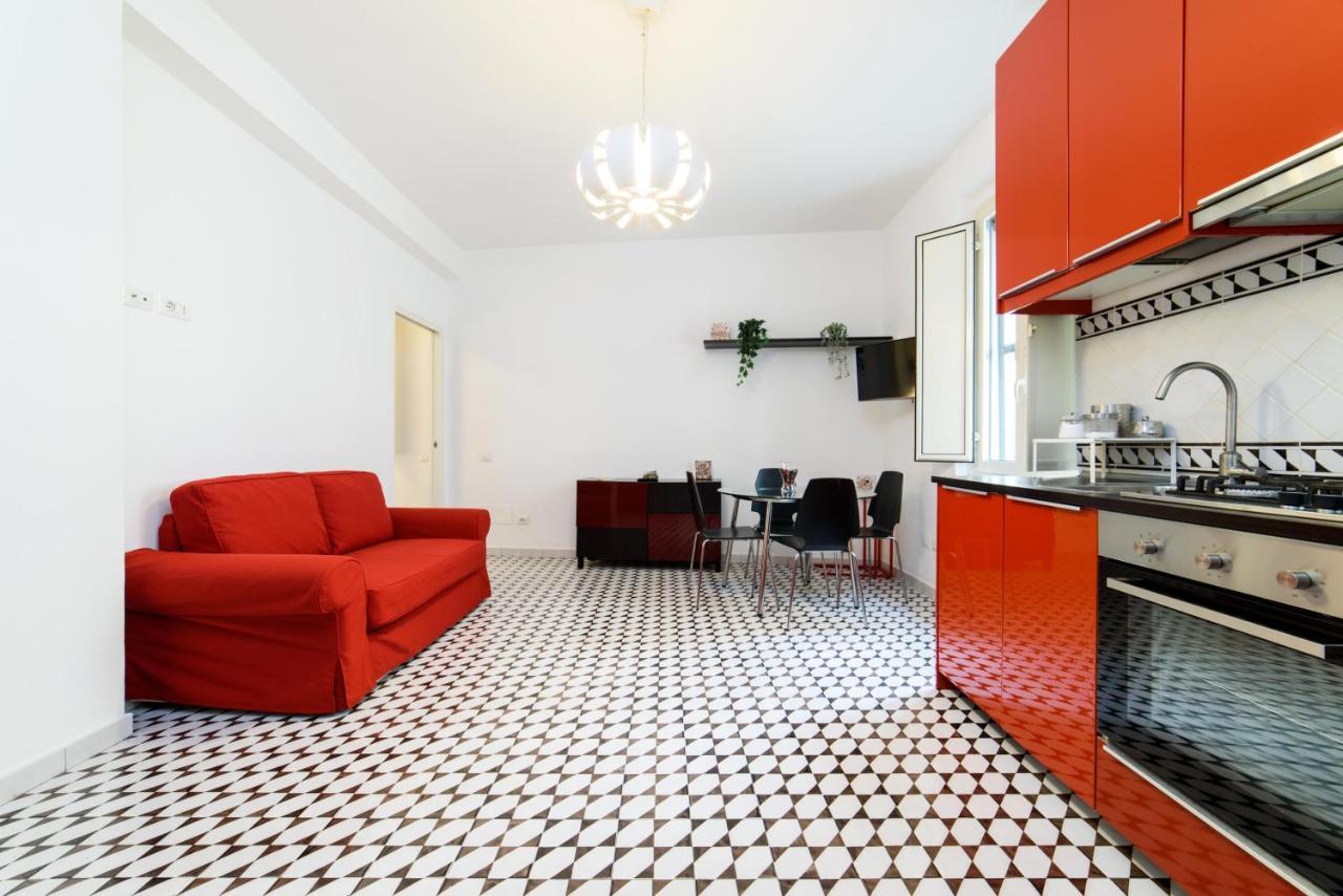 Centro Storico - Wifi & Cucina Apartment Salerno Luaran gambar